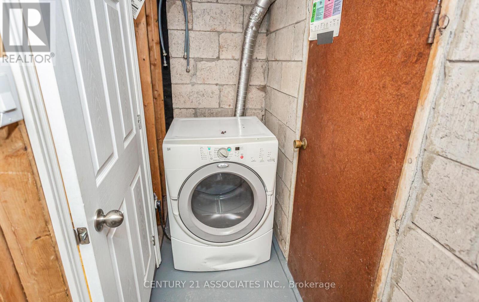 1338 Waverly Avenue, Oakville, Ontario  L6L 2S3 - Photo 42 - W12968348