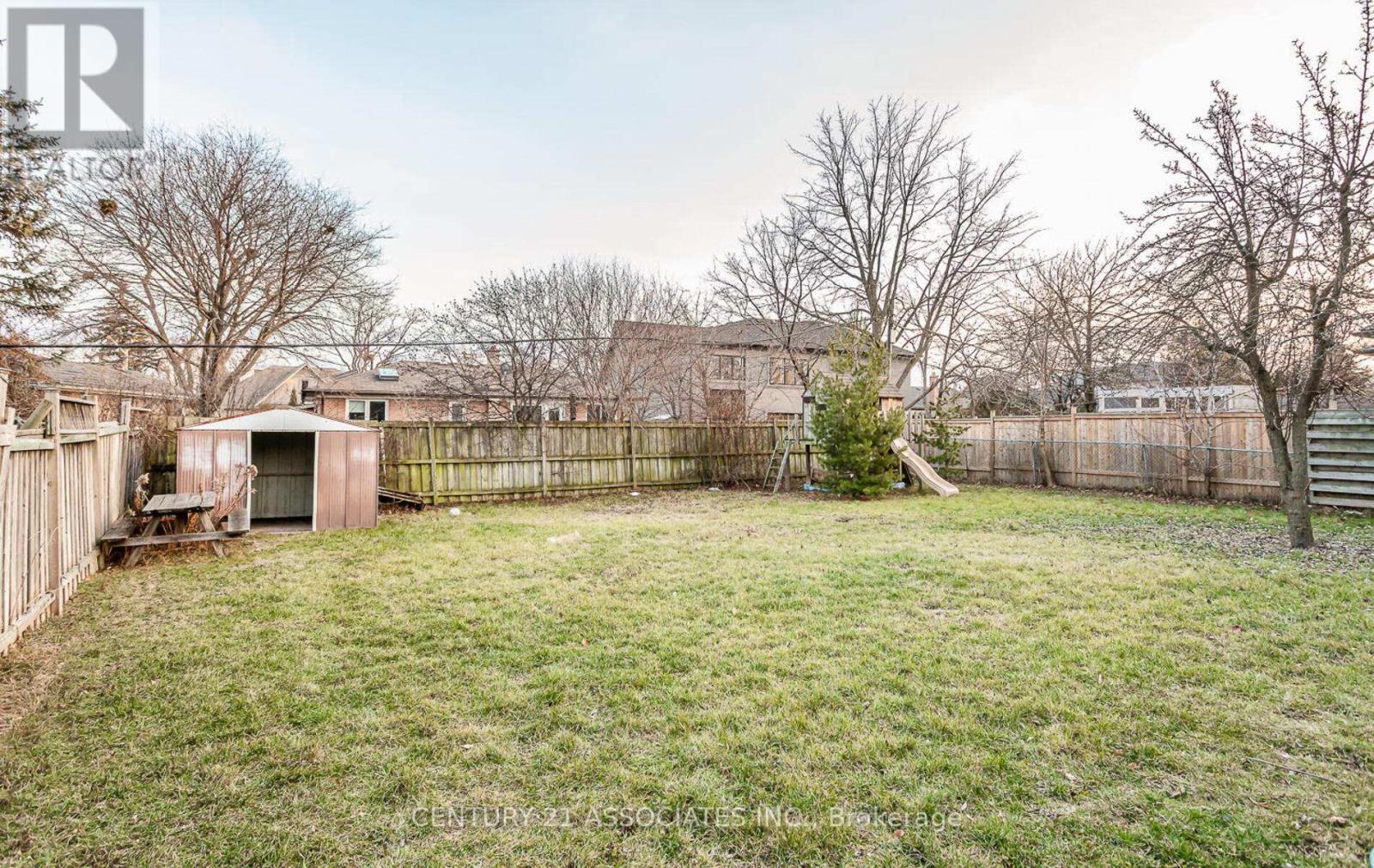 1338 Waverly Avenue, Oakville, Ontario  L6L 2S3 - Photo 46 - W12968348