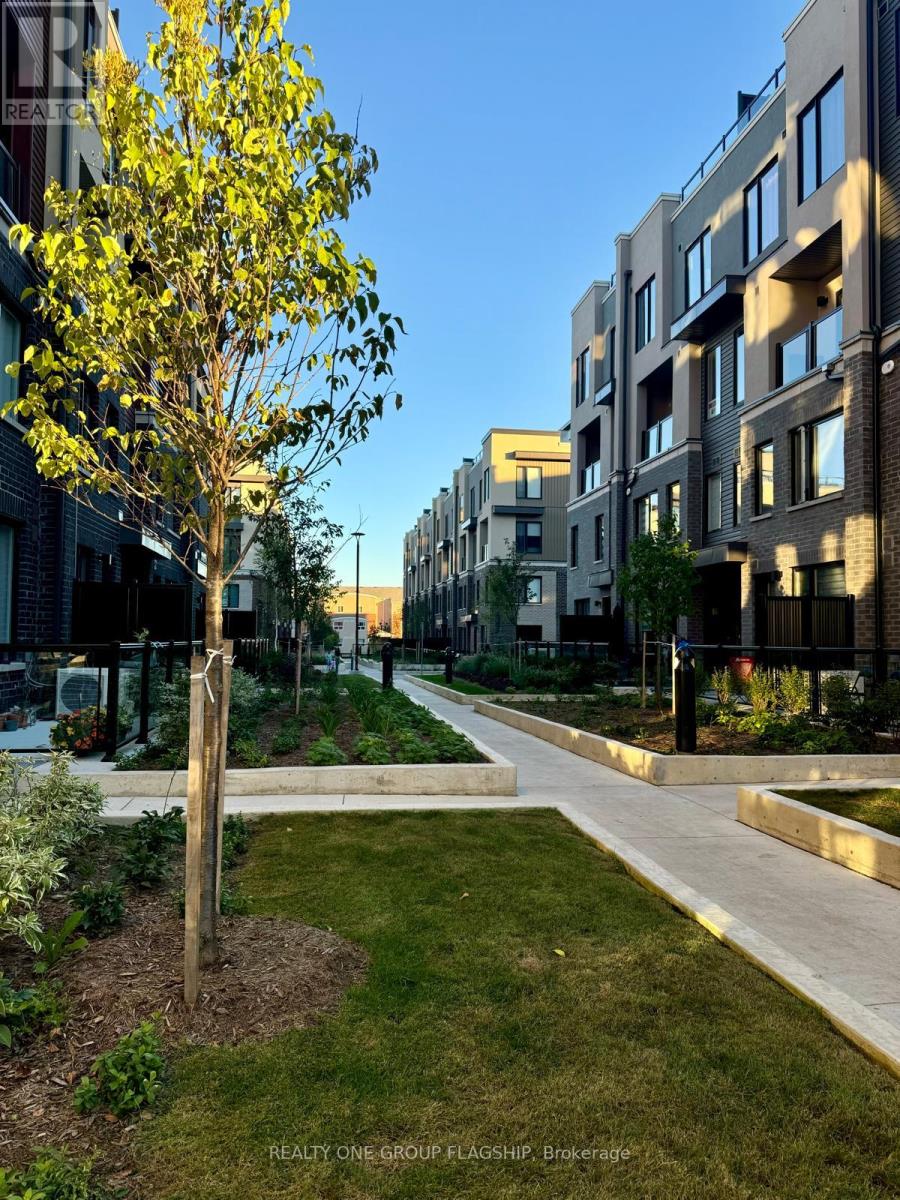 11 - 3421 RIDGEWAY DRIVE, Mississauga, Ontario