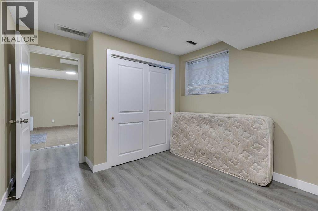 135 Panatella Close Nw, Calgary, Alberta  T3K 6C9 - Photo 34 - A2283966