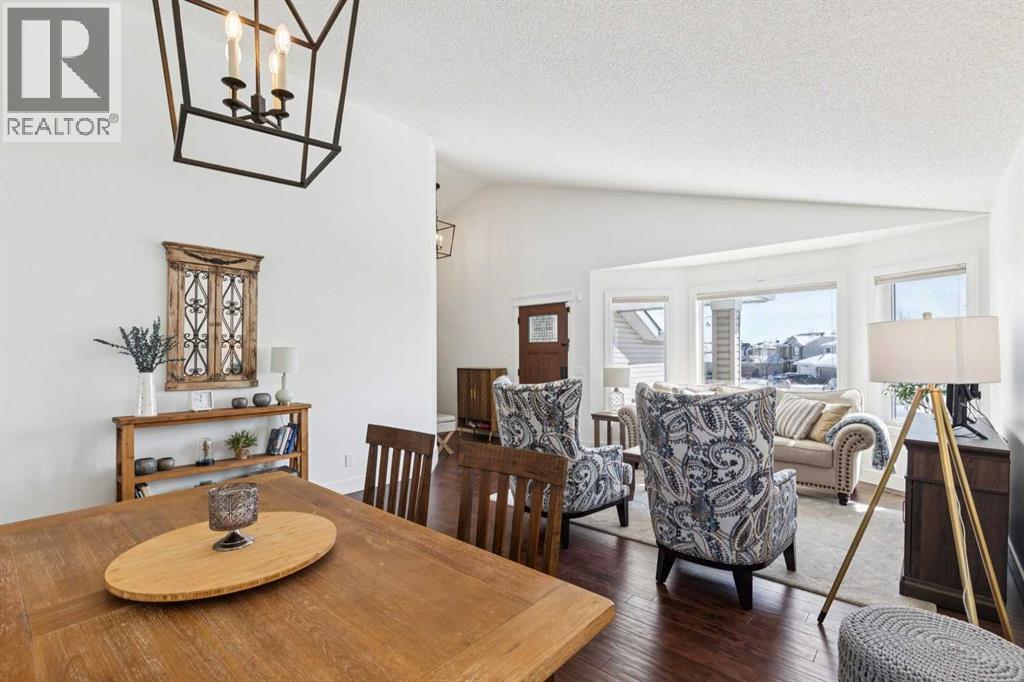 642 Schooner Cove NW, Calgary, Alberta  T3L 1Z1 - Photo 6 - A2296009