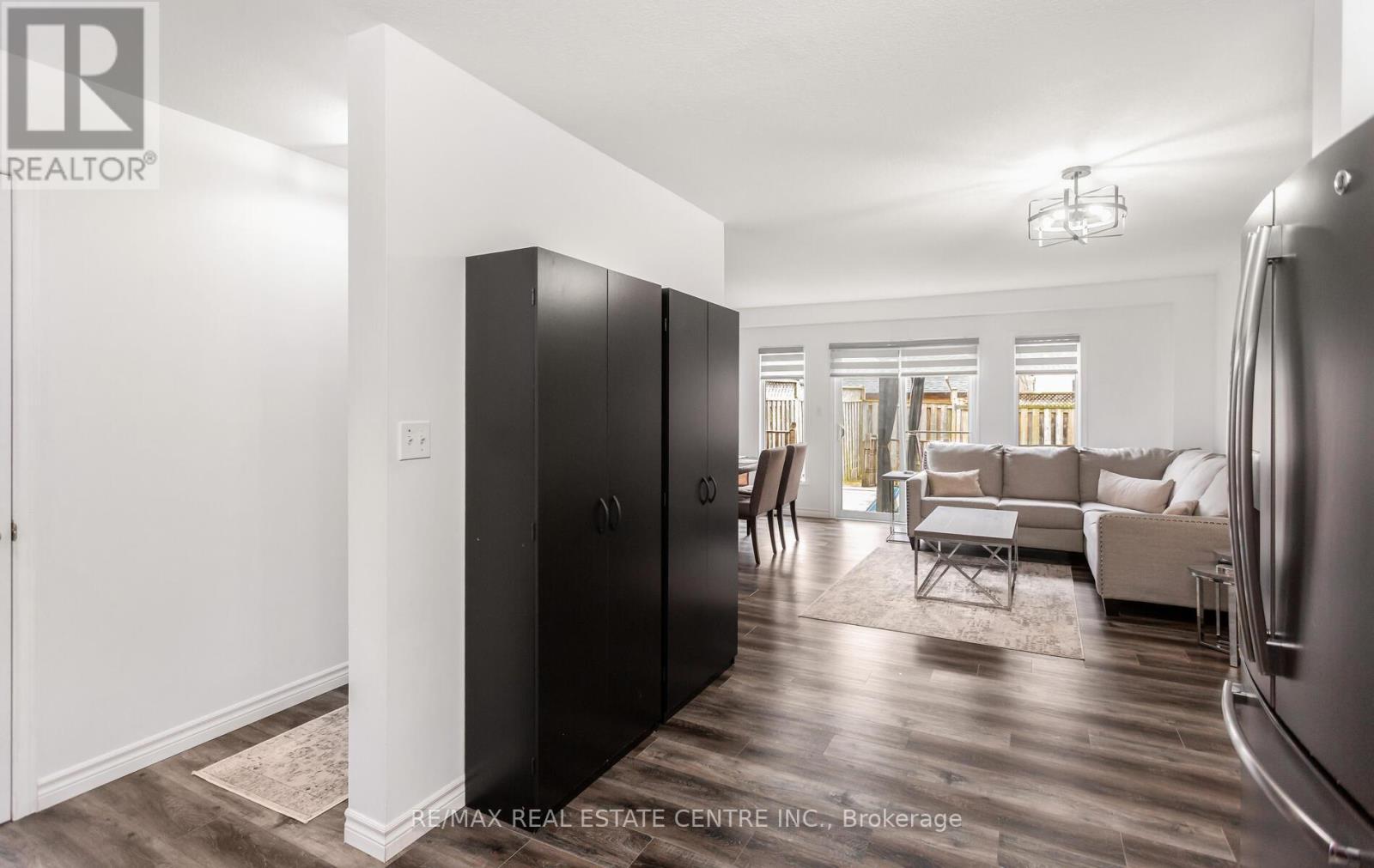 230 Sophia Crescent, Kitchener, Ontario  N2R 1X8 - Photo 19 - X12968376