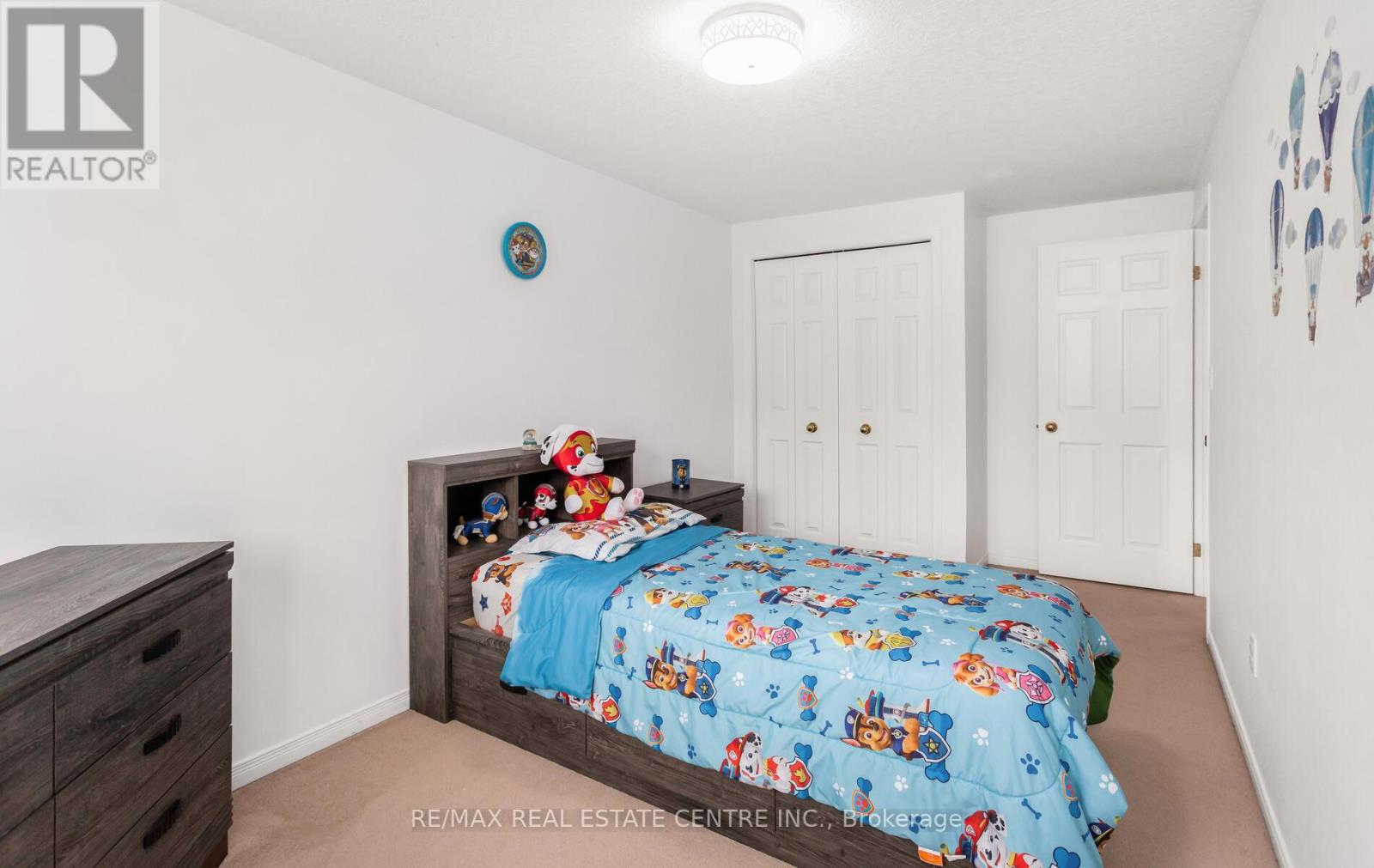 230 Sophia Crescent, Kitchener, Ontario  N2R 1X8 - Photo 32 - X12968376