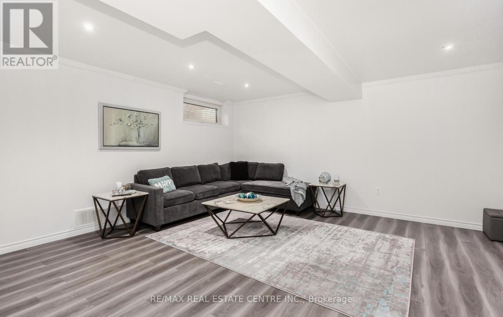 230 Sophia Crescent, Kitchener, Ontario  N2R 1X8 - Photo 37 - X12968376