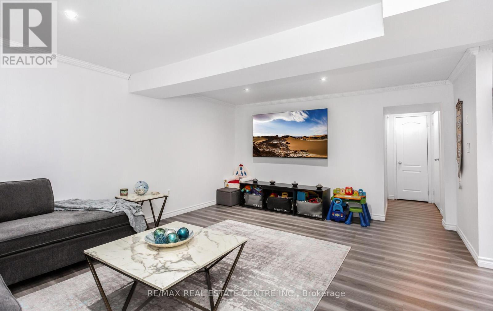 230 Sophia Crescent, Kitchener, Ontario  N2R 1X8 - Photo 39 - X12968376