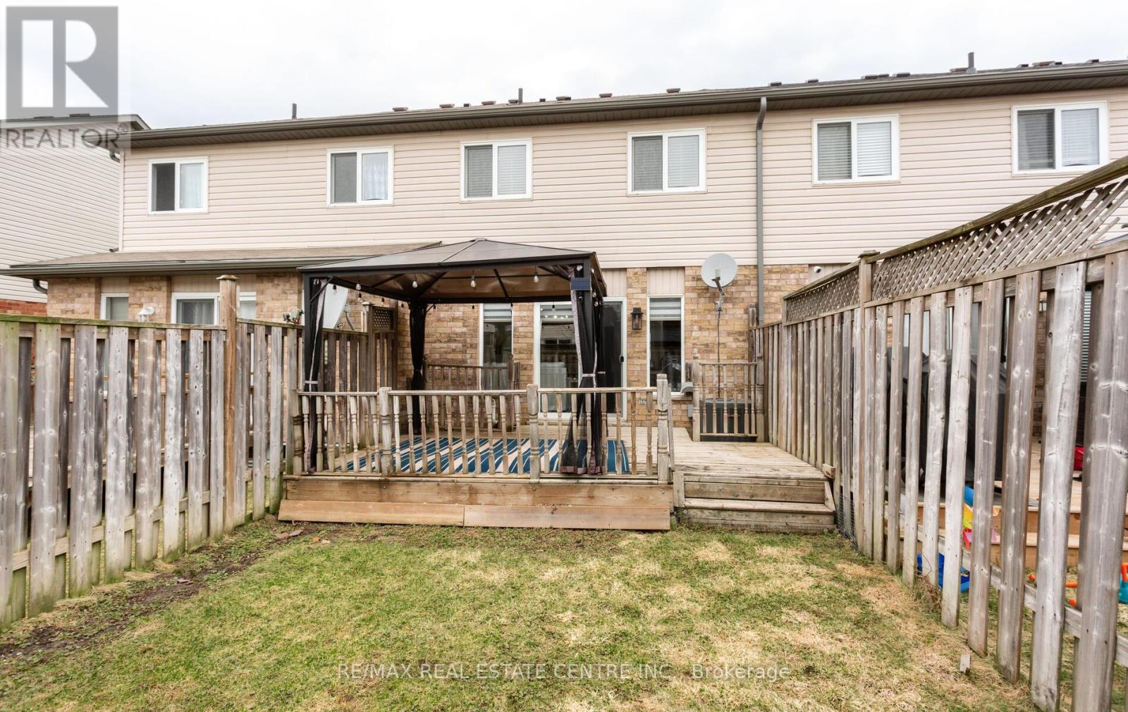230 Sophia Crescent, Kitchener, Ontario  N2R 1X8 - Photo 45 - X12968376