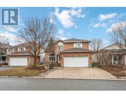 3 NAKOTA WAY, Ottawa, Ontario