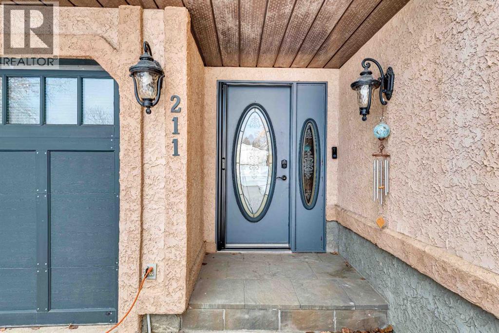 211 4 Avenue SE, Three Hills, Alberta  T0M 2A0 - Photo 4 - A2297166