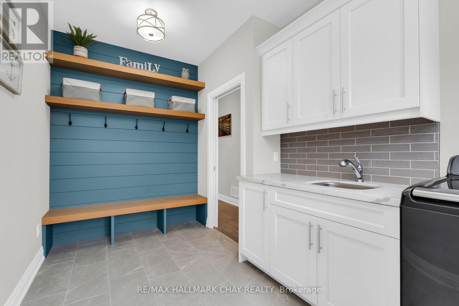 8 Byers Street, Springwater, Ontario  L9X 2A3 - Photo 20 - S12968020