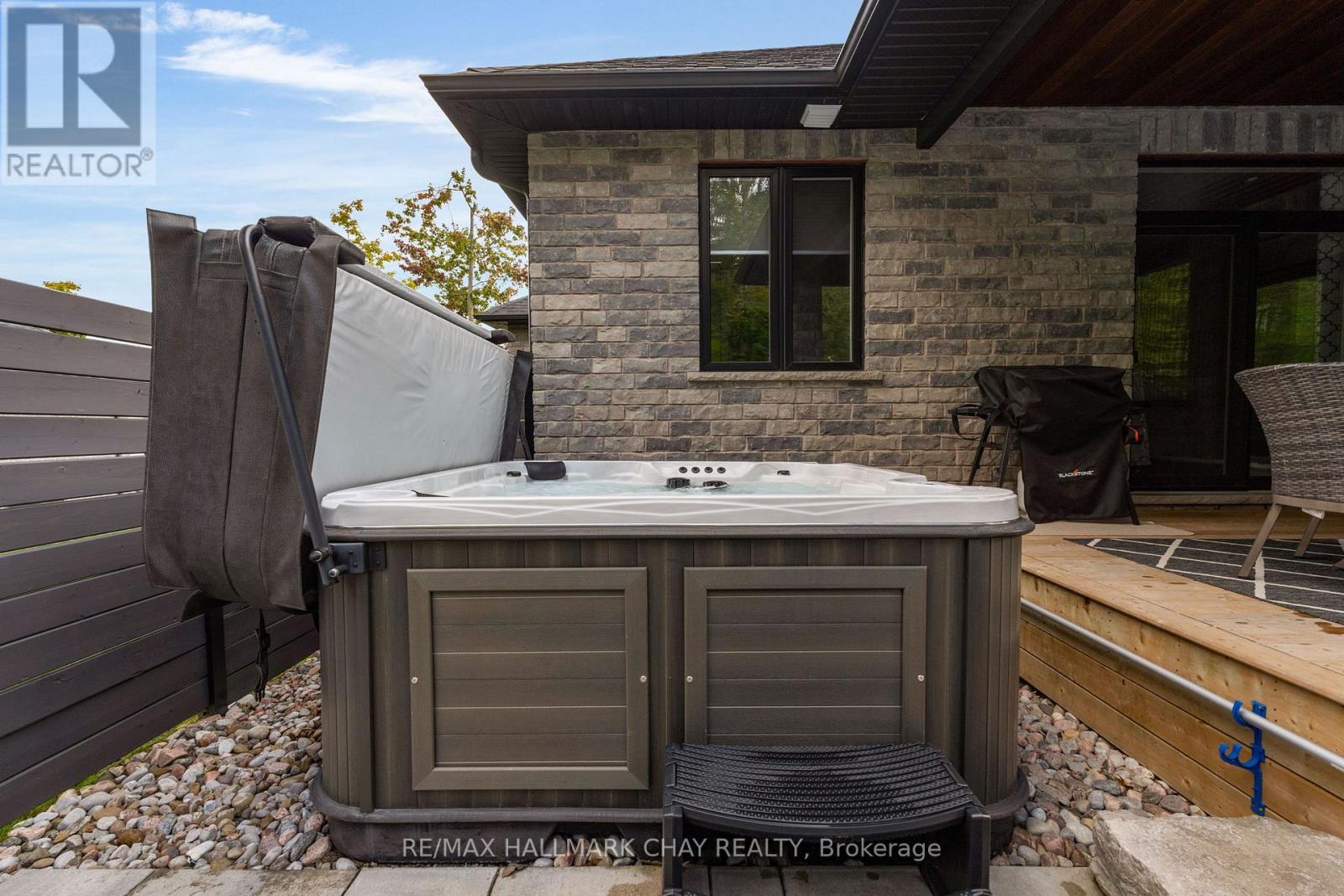 8 Byers Street, Springwater, Ontario  L9X 2A3 - Photo 40 - S12968020