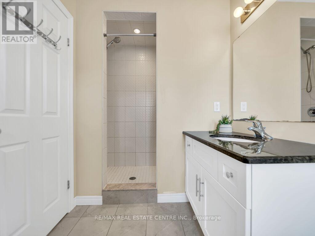 3 Mccann Street, Guelph, Ontario  N1G 0A8 - Photo 30 - X12964722