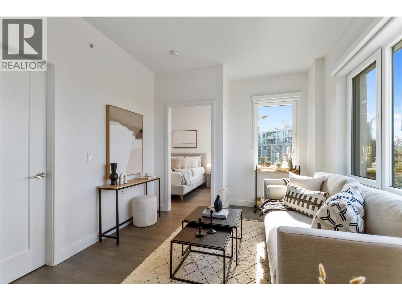 302 4908 Cambie Street, Vancouver, British Columbia  V5Z 0K1 - Photo 2 - R3108218