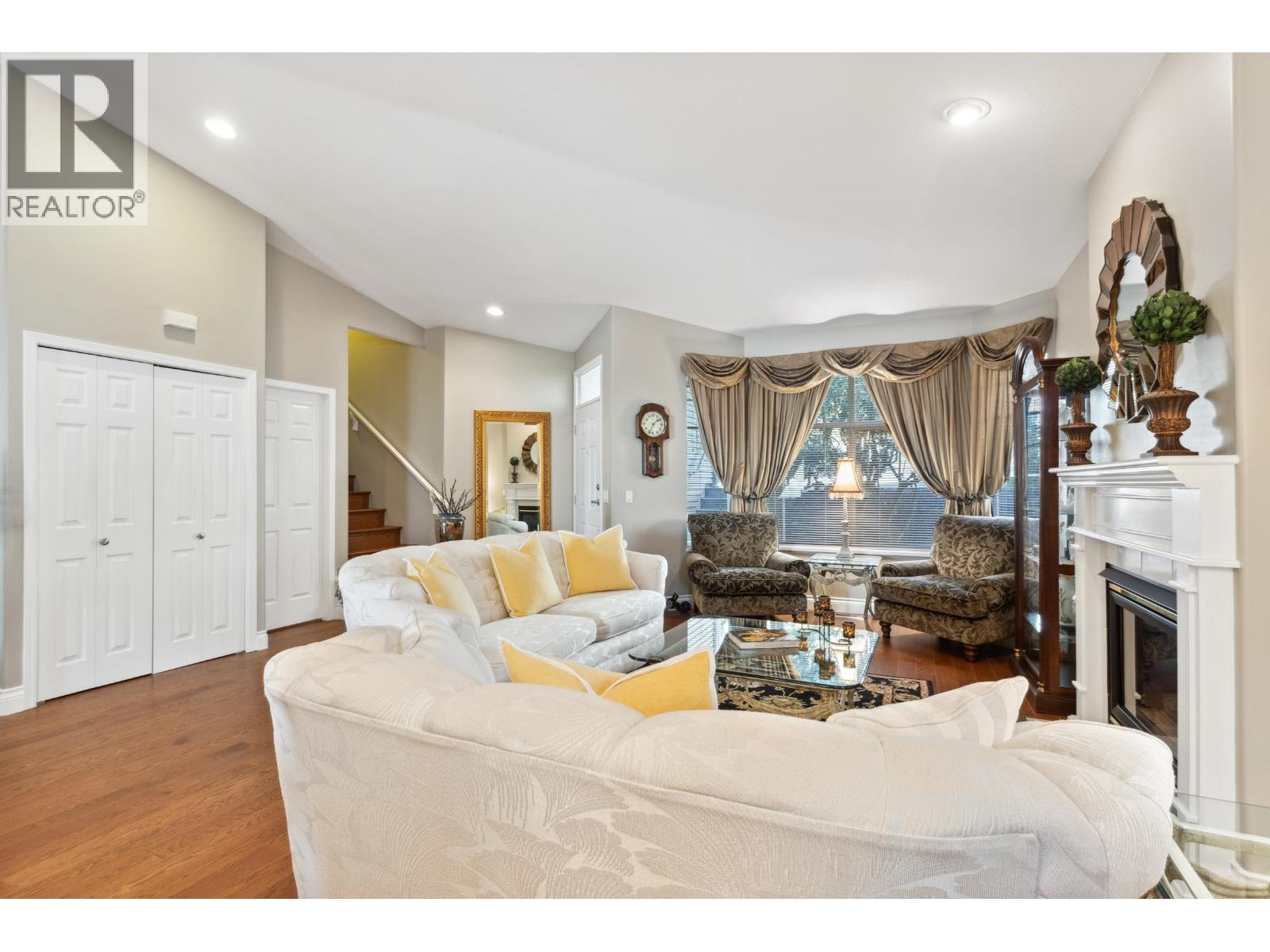 121 2979 Panorama Drive, Coquitlam, British Columbia  V3E 2W8 - Photo 6 - R3108220