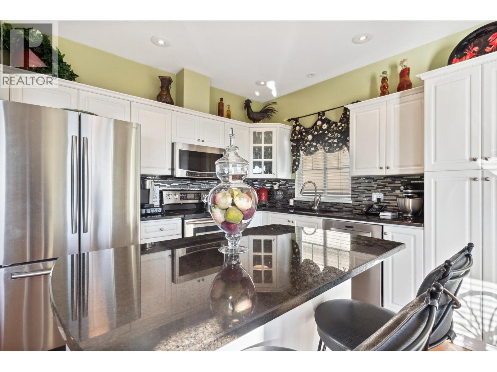 121 2979 Panorama Drive, Coquitlam, British Columbia  V3E 2W8 - Photo 9 - R3108220