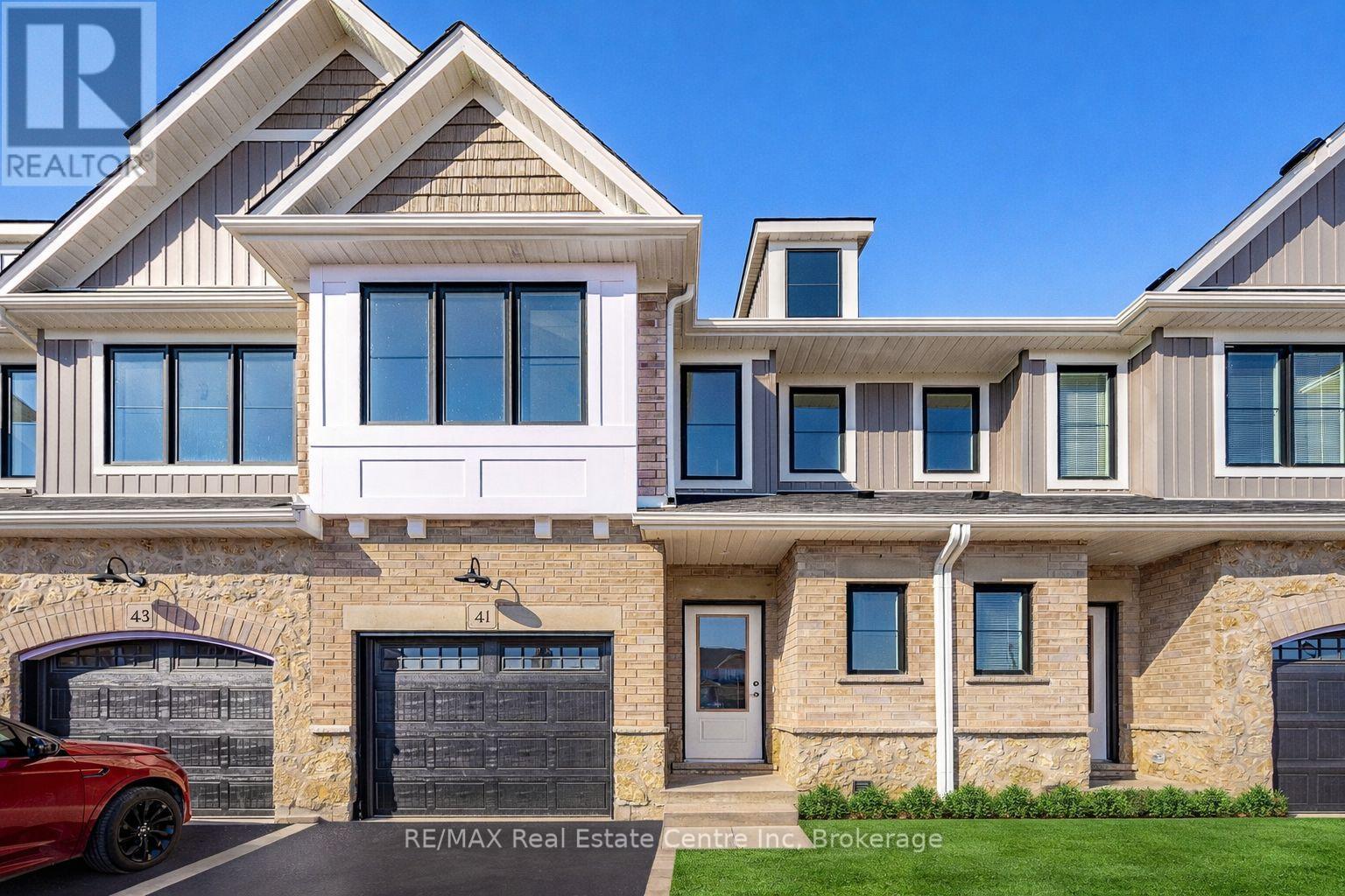 41 HEDLEY LANE, Centre Wellington, Ontario