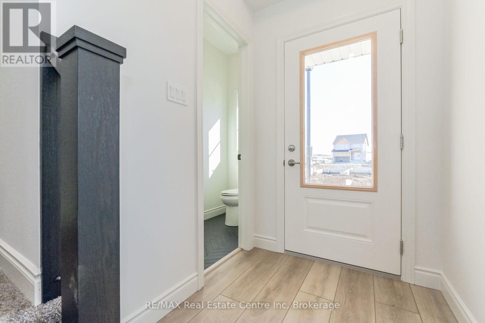 41 Hedley Lane, Centre Wellington, Ontario  N0B 1S0 - Photo 14 - X12968414