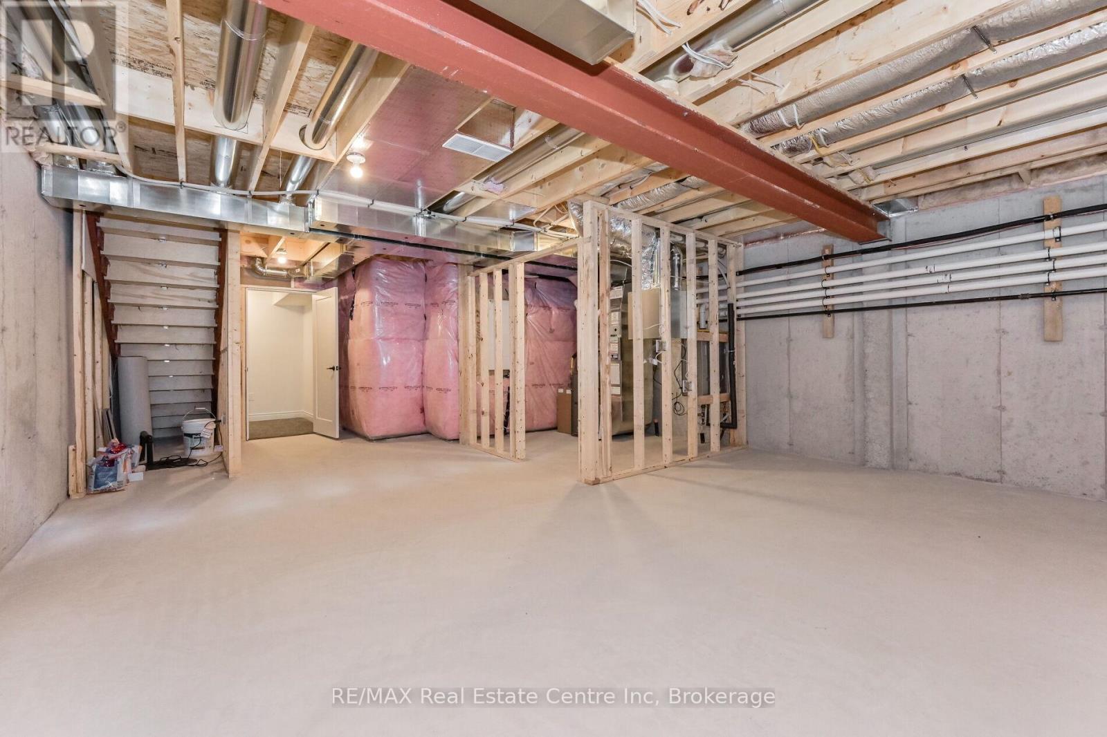 41 Hedley Lane, Centre Wellington, Ontario  N0B 1S0 - Photo 35 - X12968414