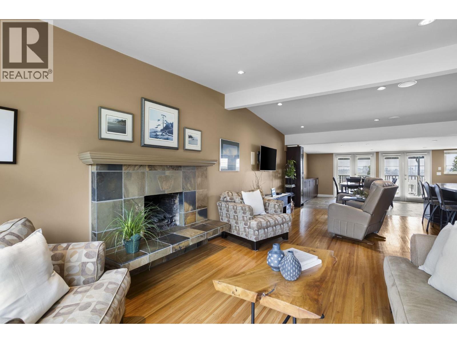 831 Whitchurch Street, North Vancouver, British Columbia  V7L 2A5 - Photo 5 - R3108209