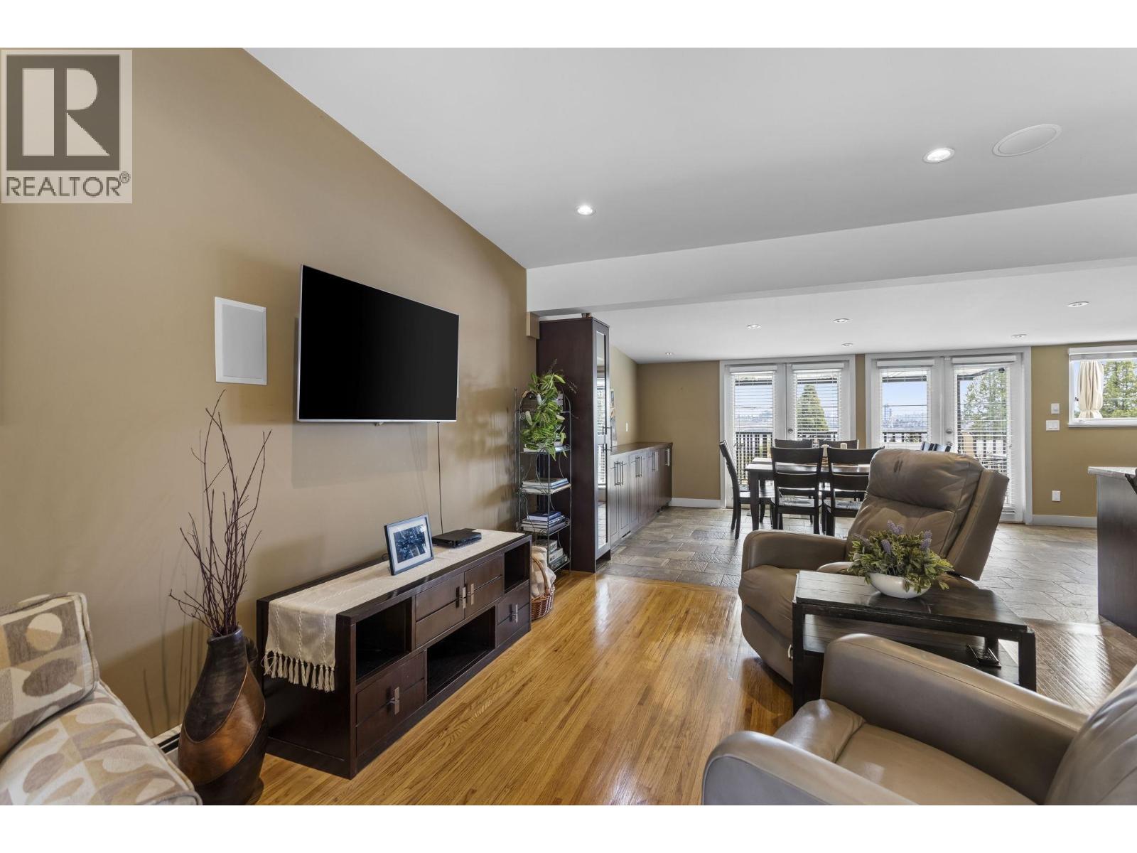 831 Whitchurch Street, North Vancouver, British Columbia  V7L 2A5 - Photo 7 - R3108209