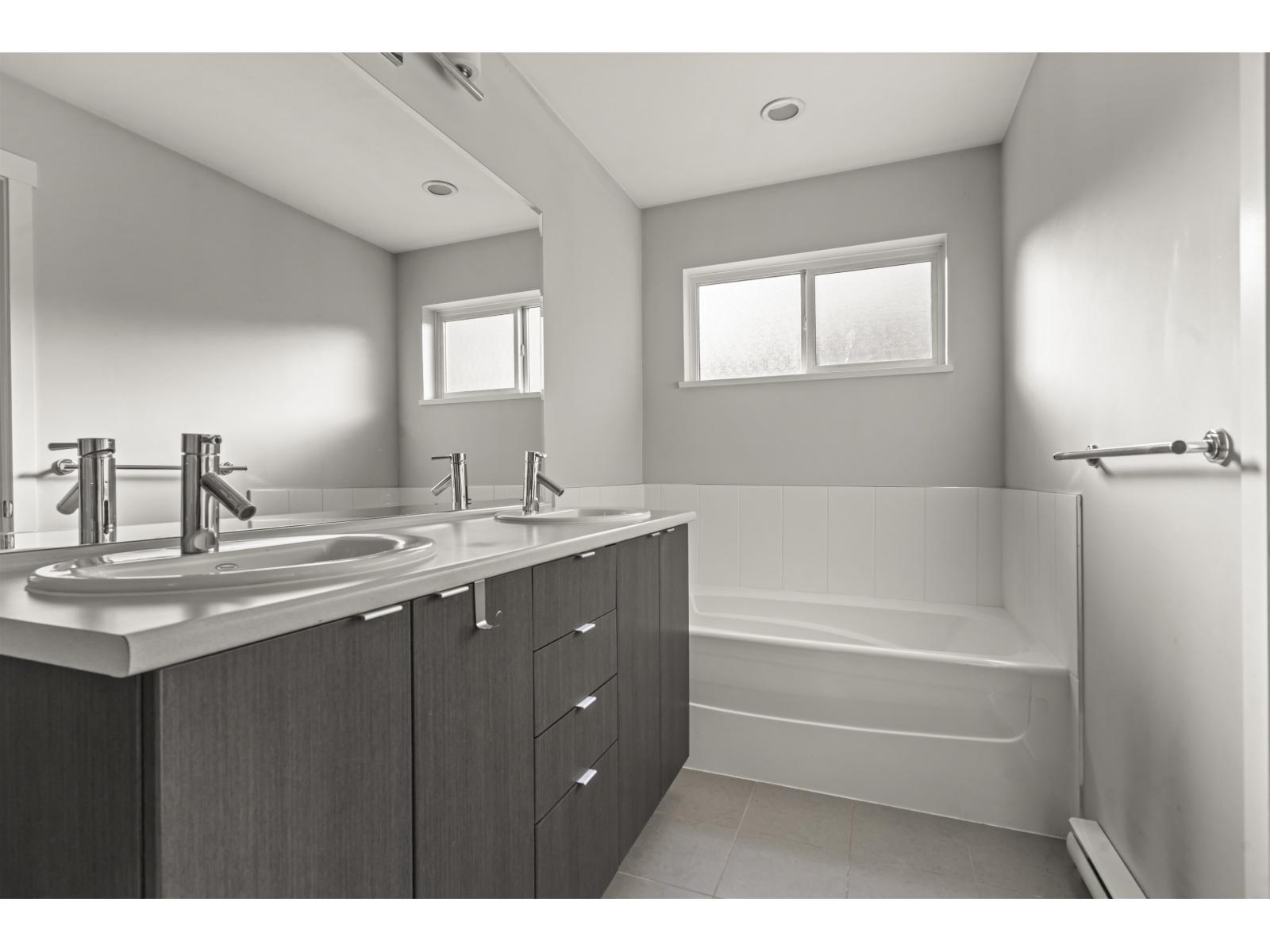 6893 195a Street, Surrey, British Columbia  V4N 6K3 - Photo 17 - R3106715