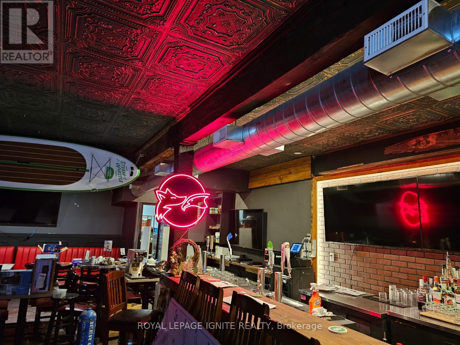 831 Dundas Street W, Toronto, Ontario  M6J 1V4 - Photo 6 - C12968402