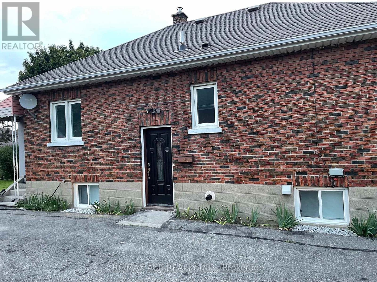 244 Etna Avenue, Oshawa, Ontario  L1H 3B8 - Photo 4 - E12968394