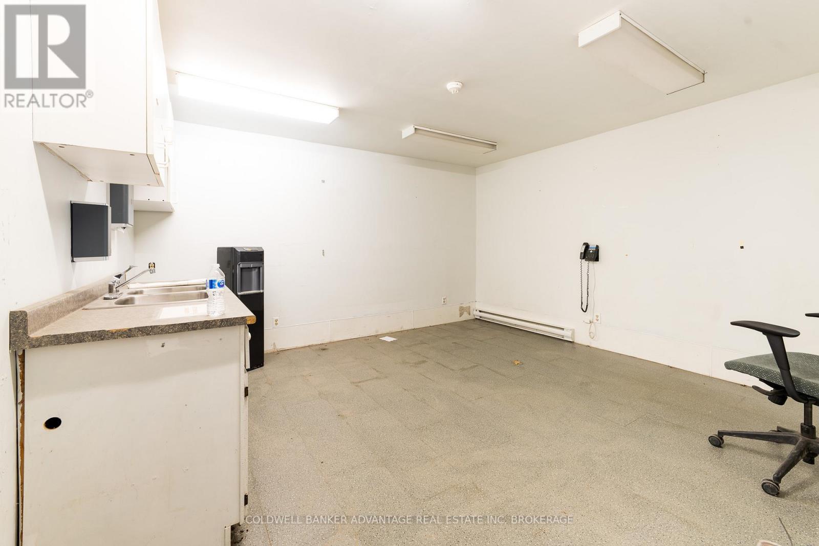 453 Concession 5 Road, Niagara-On-The-Lake, Ontario  L0S 1J0 - Photo 7 - X12968406