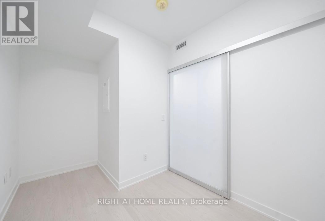 3009 - 252 Church Street, Toronto, Ontario  M5B 0E6 - Photo 7 - C12964742