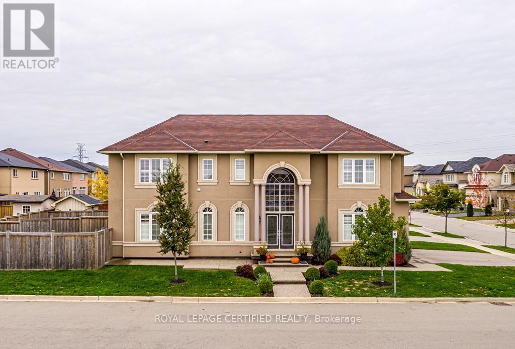 60 Guest Street, Hamilton, Ontario  L9K 0G5 - Photo 2 - X12960514