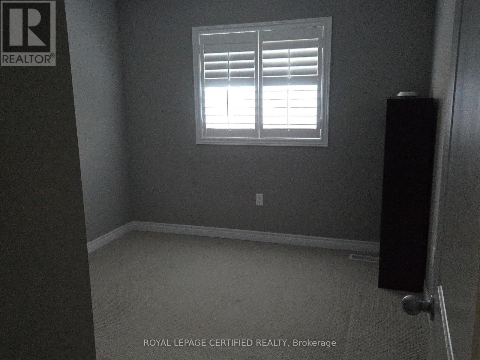 60 Guest Street, Hamilton, Ontario  L9K 0G5 - Photo 10 - X12960514