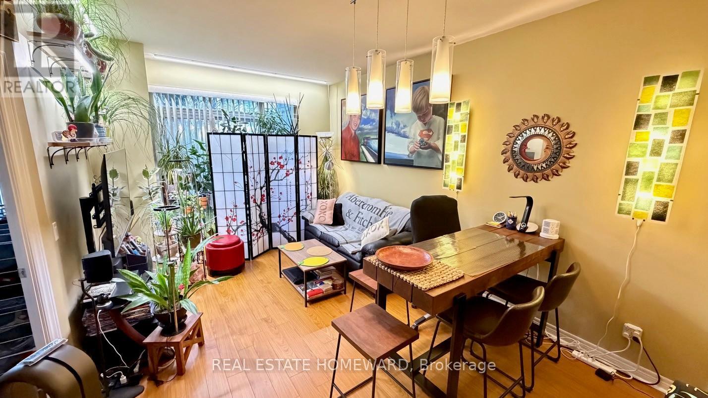 108 - 50 Disera Drive, Vaughan, Ontario  L4J 9E9 - Photo 6 - N12967038