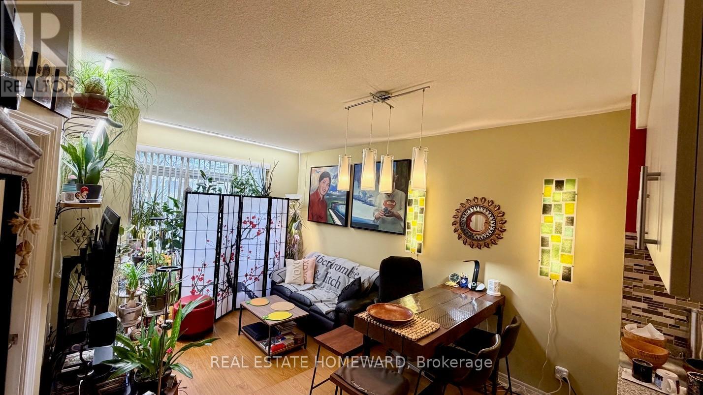 108 - 50 Disera Drive, Vaughan, Ontario  L4J 9E9 - Photo 7 - N12967038