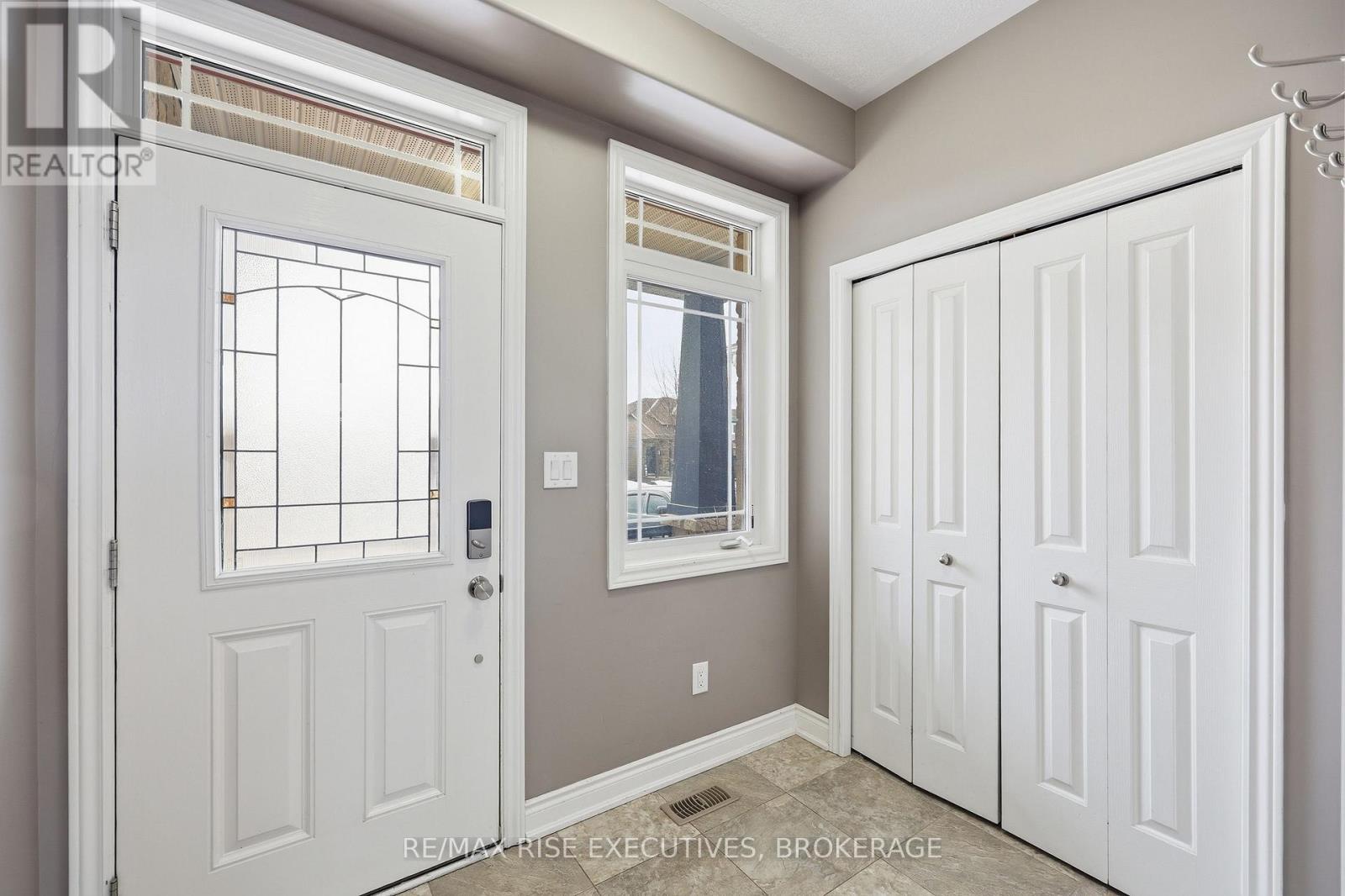 203 Kildare Avenue, Loyalist, Ontario  K7N 0A4 - Photo 2 - X12934338