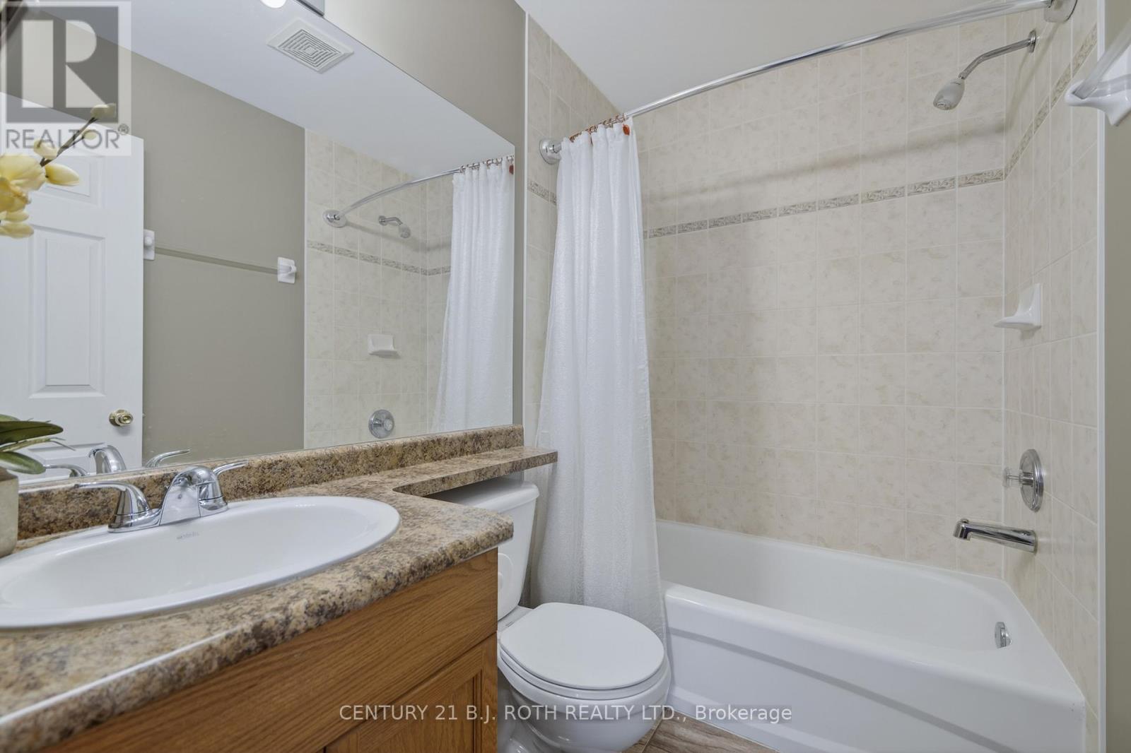 115 Lion's Gate Boulevard, Barrie (Little Lake), Ontario  L4M 7E5 - Photo 11 - S12968400