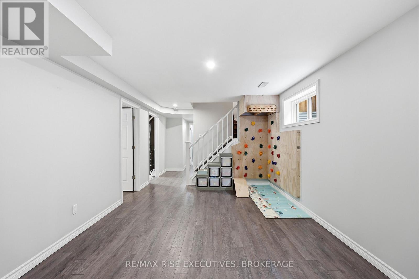 203 Kildare Avenue, Loyalist, Ontario  K7N 0A4 - Photo 32 - X12934338