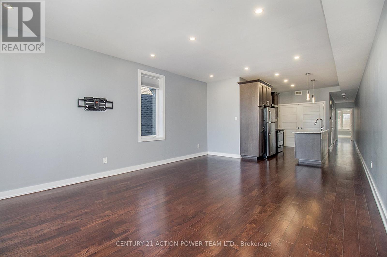 B - 453 Booth Street, Ottawa, Ontario  K1R 7K9 - Photo 6 - X12687722