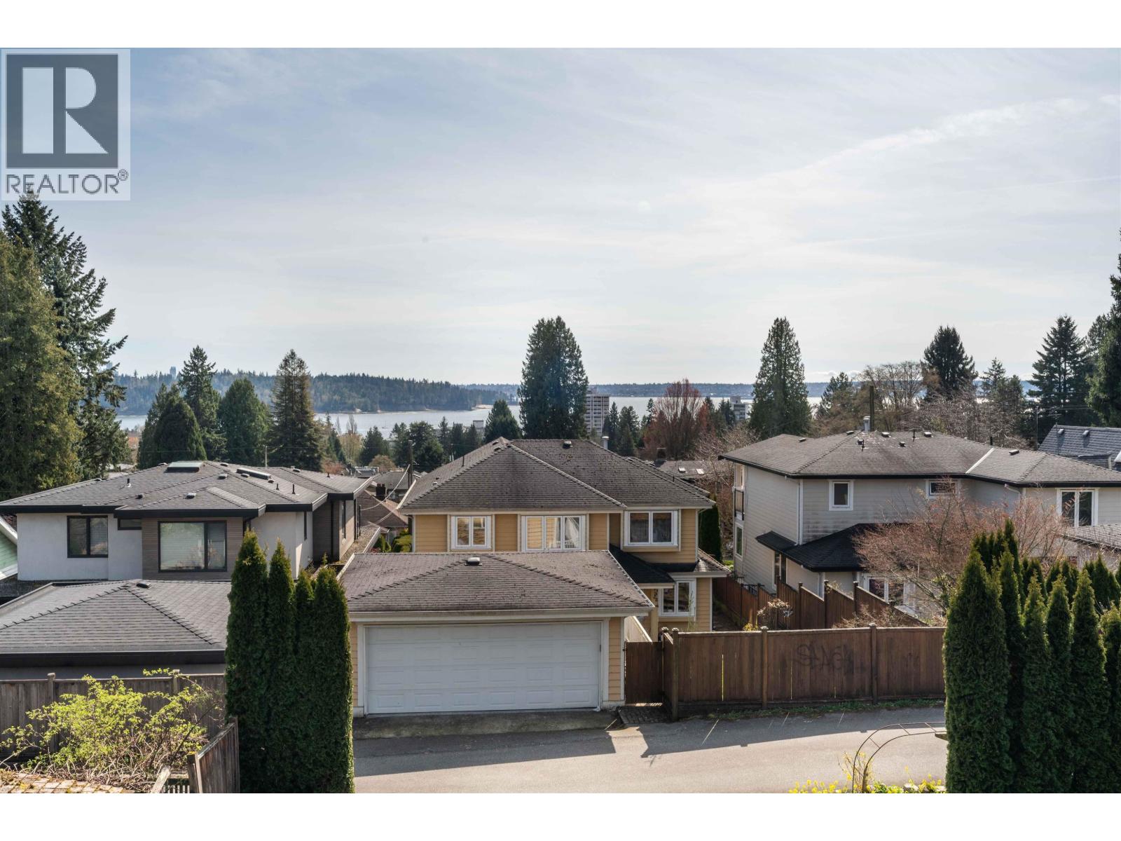 1468 Kings Avenue, West Vancouver, British Columbia  V7T 2C9 - Photo 37 - R3108194