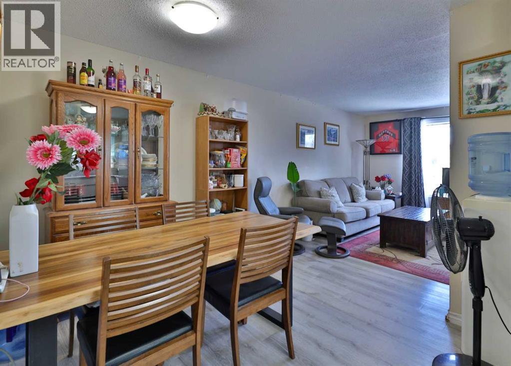 6403a 49 Avenue, Camrose, Alberta  T4V 0P6 - Photo 12 - A2299193