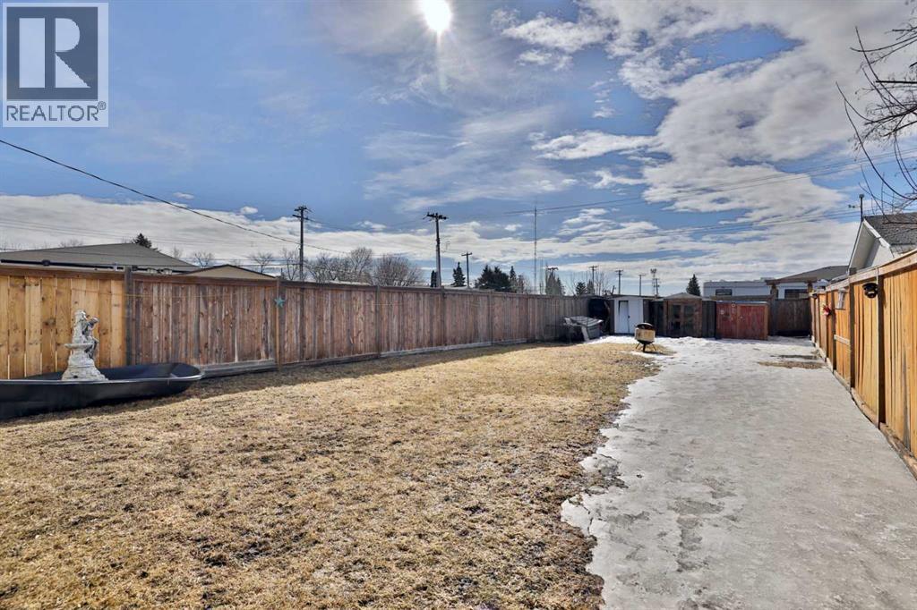 6403b 49 Avenue, Camrose, Alberta  T4V 0P6 - Photo 8 - A2299835