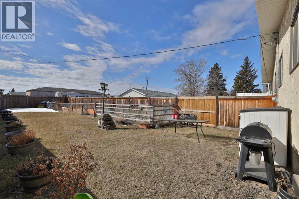 6403b 49 Avenue, Camrose, Alberta  T4V 0P6 - Photo 4 - A2299835