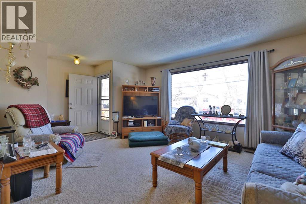 6403b 49 Avenue, Camrose, Alberta  T4V 0P6 - Photo 14 - A2299835