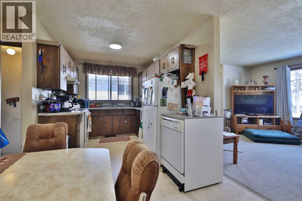 6403b 49 Avenue, Camrose, Alberta  T4V 0P6 - Photo 15 - A2299835