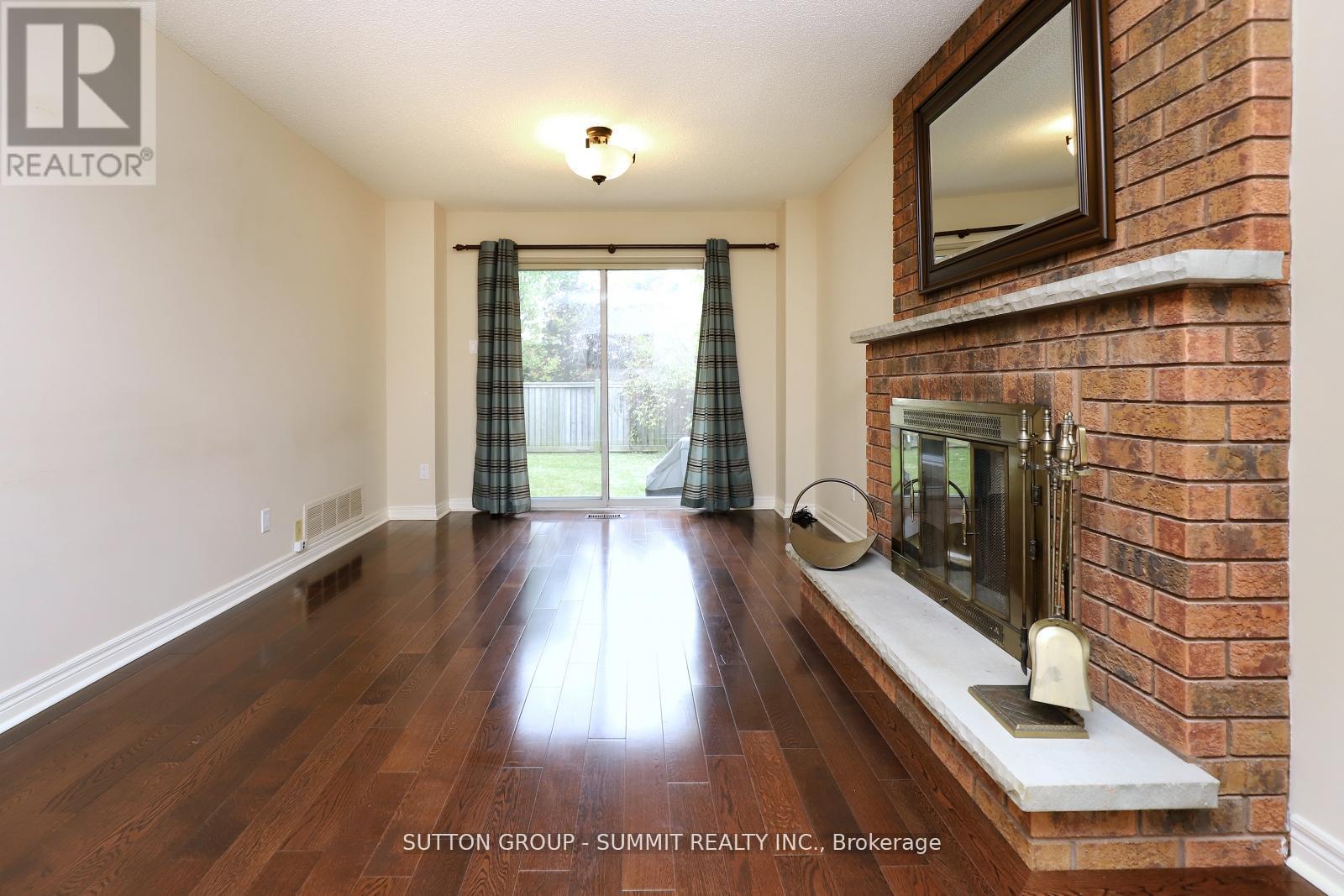 2654 Ambercroft Trail, Mississauga, Ontario  L5M 4K1 - Photo 15 - W12968418