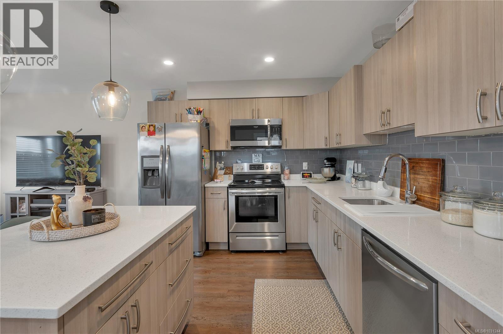 A 535 Petersen Rd, Campbell River, British Columbia V9W 3H6 - Photo 13 - 1031244