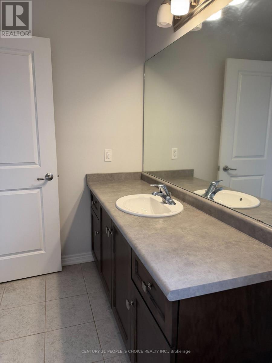 64 Summersides Boulevard, Pelham, Ontario  L0S 1E6 - Photo 13 - X12968404