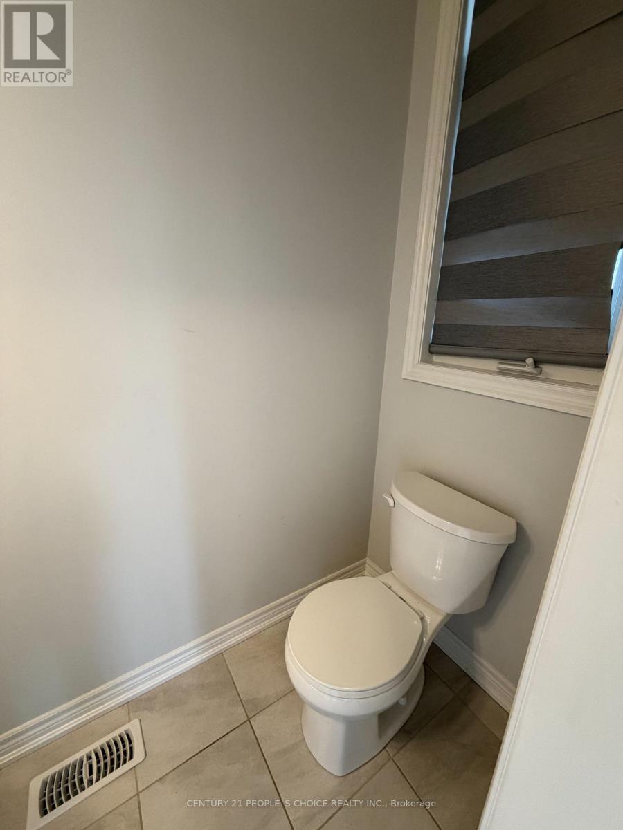 64 Summersides Boulevard, Pelham, Ontario  L0S 1E6 - Photo 9 - X12968404