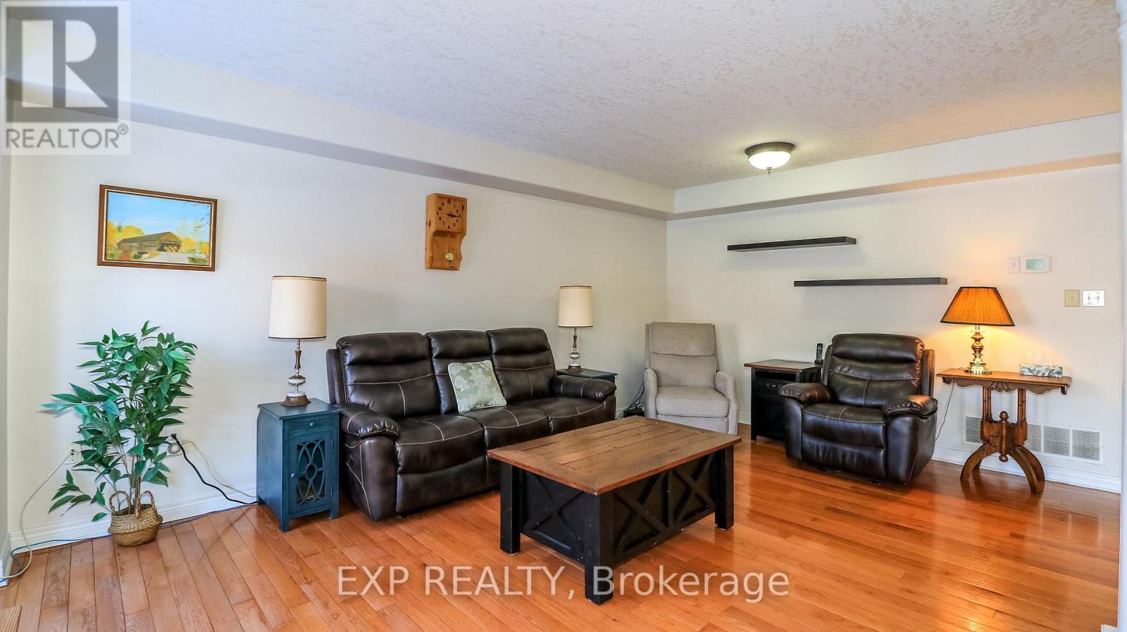 40 Benjamin Lane, Barrie, Ontario  L4N 0S2 - Photo 10 - S12761212