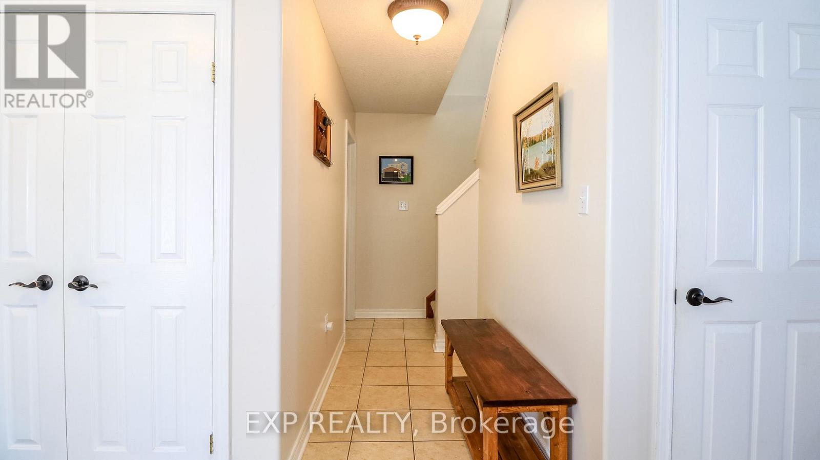 40 Benjamin Lane, Barrie, Ontario  L4N 0S2 - Photo 5 - S12761212