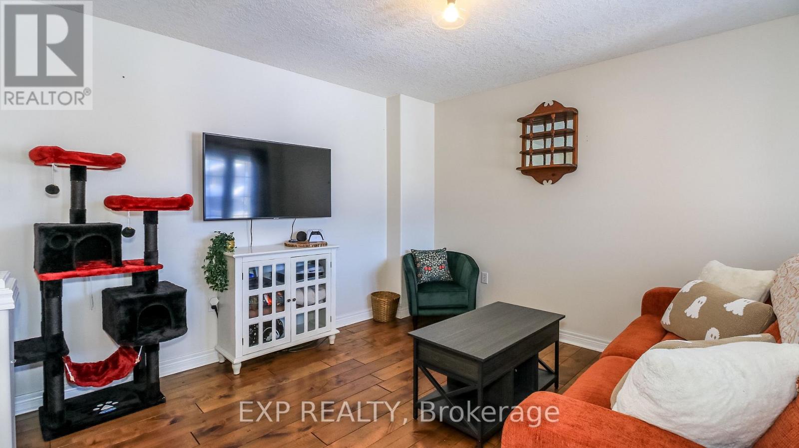 40 Benjamin Lane, Barrie, Ontario  L4N 0S2 - Photo 6 - S12761212