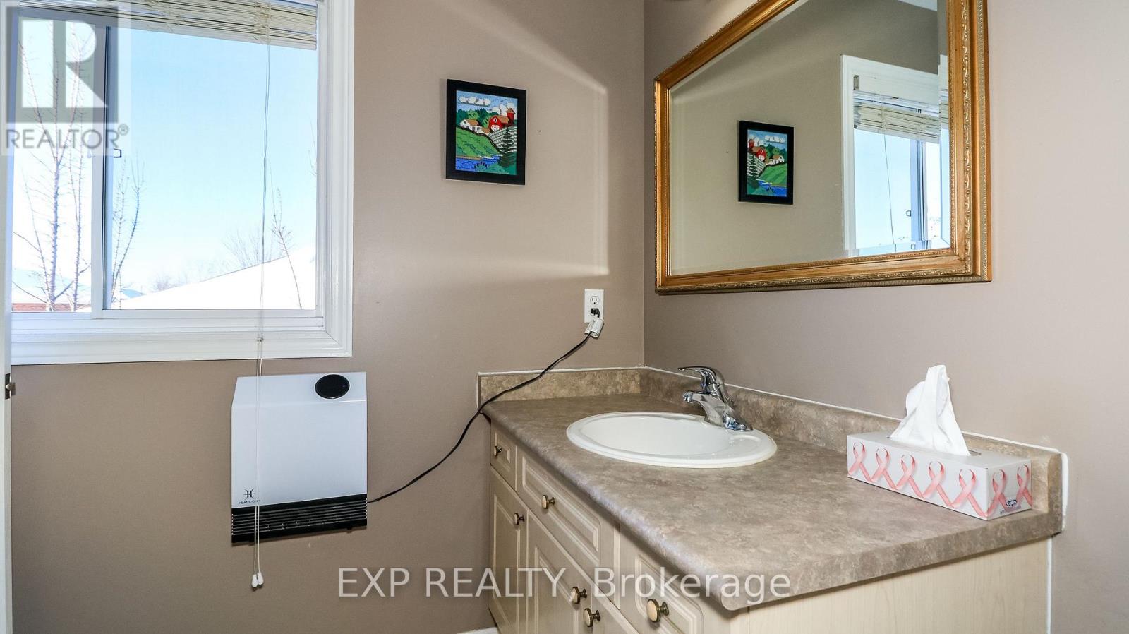 40 Benjamin Lane, Barrie, Ontario  L4N 0S2 - Photo 37 - S12761212